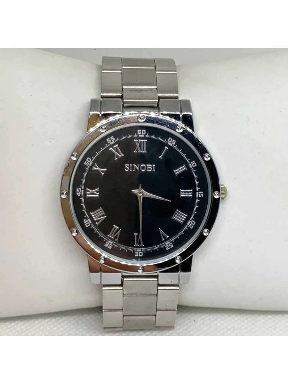 Sinobi men watch 40mm silver tone black dial Roman indices quartz 7.5” running